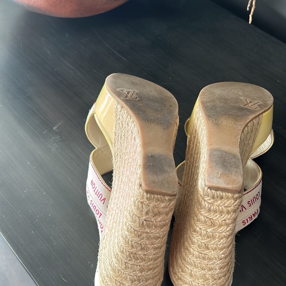 Authentic Louis Vuitton Wedge Sandals-sz 39 - Picture 8 of 8